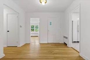 23 Lakeview Rd, New Rochelle, NY 10804 - Photo 2