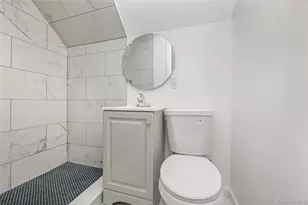 728 Martin Dr, Uniondale, NY 11553 - Photo 26