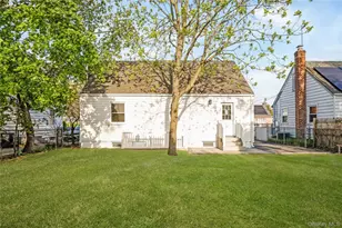728 Martin Dr, Uniondale, NY 11553 - Photo 6