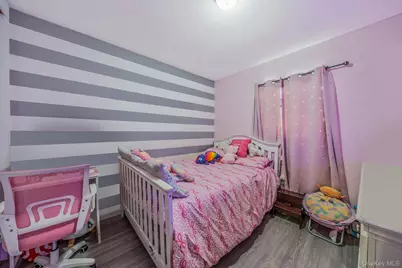 22032 147th Avenue, Springfield Gardens, NY 11413 - Photo 18