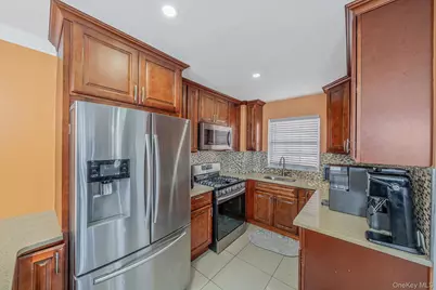 22032 147th Avenue, Springfield Gardens, NY 11413 - Photo 14