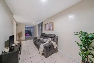 22032 147th Avenue, Springfield Gardens, NY 11413 - Photo 28