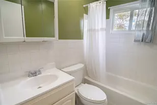 1084 Joselson Ave, Bay Shore, NY 11706 - Photo 6