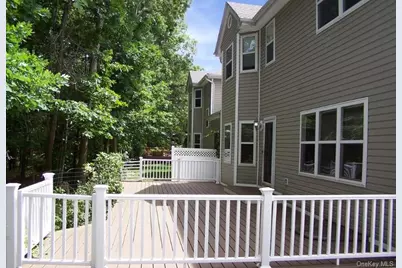 63 Sunflower Ridge Road, South Setauket, NY 11720 - Photo 20