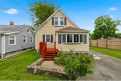 20 Samstag Avenue, Ossining, NY 10562 - Photo 1