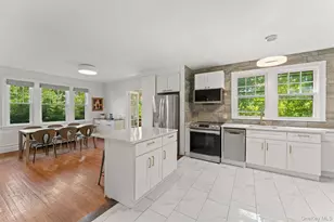 19 Bon Air Ave, New Rochelle, NY 10804 - Photo 8