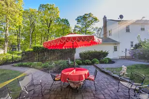 15 Oxbow Rd, Patchogue, NY 11772 - Photo 8