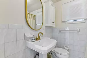 746 W Bay Dr, Long Beach, NY 11561 - Photo 32