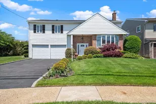 3089 Monterey Dr, Merrick, NY 11566 - Photo 32