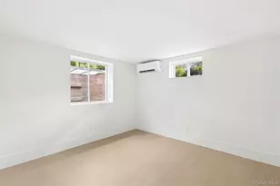 8 Club Rd, Sea Cliff, NY 11579 - Photo 24