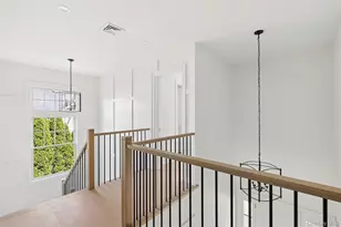 8 Club Rd, Sea Cliff, NY 11579 - Photo 14