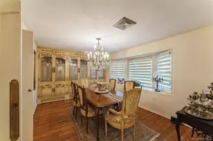 84 Nottingham Rd, Manhasset Hills, NY 11040 - Photo 4