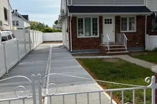 114-41 166th St, Addisleigh Park, NY 11434 - Photo 1
