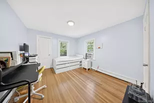 260 Shoreward Dr, Great Neck, NY 11021 - Photo 16