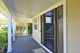1 Dylan Pl, Melville, NY 11747 - Photo 4