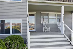 145 Sterling St, Greenport, NY 11944 - Photo 4