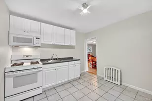 731 Manette Ln, Valley Cottage, NY 10989 - Photo 36