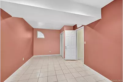 731 Manette Lane, Valley Cottage, NY 10989 - Photo 40