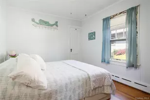 335 Sterling Pl, Greenport, NY 11944 - Photo 12