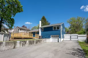22 Oriole Dr, Poughkeepsie, NY 12601 - Photo 4