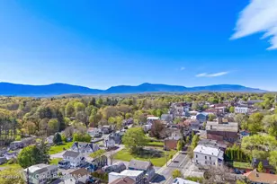 230 Partition St, Saugerties, NY 12477 - Photo 10