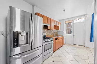 60 Richmond Street, Brooklyn, NY 11208 - Photo 2