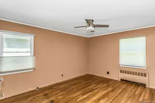 22 Leuce Pl, Glen Cove, NY 11542 - Photo 10