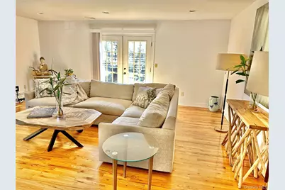37 Hickory #A, Port Washington, NY 11050 - Photo 4