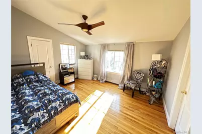 37 Hickory #A, Port Washington, NY 11050 - Photo 12