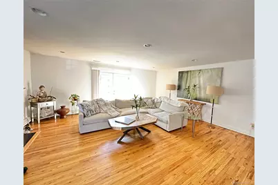 37 Hickory #A, Port Washington, NY 11050 - Photo 6