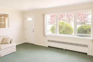 370 Washington Ave, Patchogue, NY 11772 - Photo 6