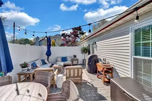 19 Delaware Ct, Coram, NY 11727 - Photo 32