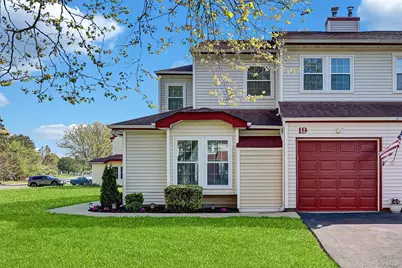 19 Delaware Court, Coram, NY 11727 - Photo 2