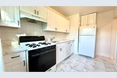 220-26 73rd Avenue #A2, Bayside, NY 11364 - Photo 8