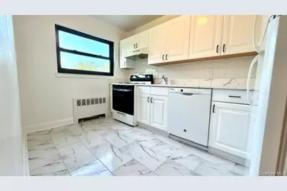 220-26 73rd Avenue #A2, Bayside, NY 11364 - Photo 8