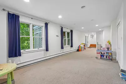 54 Hillside Avenue, Mount Kisco, NY 10549 - Photo 32