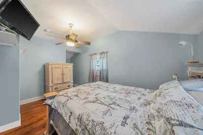 37 Grant Avenue, Brentwood, NY 11717 - Photo 26