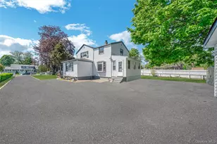 37 Grant Ave, Brentwood, NY 11717 - Photo 6