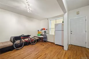 2410 Grand Ave, Bronx, NY 10468 - Photo 20