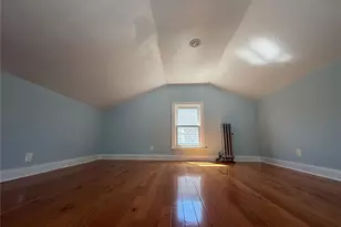 90-55 178th St, Jamaica, NY 11432 - Photo 8
