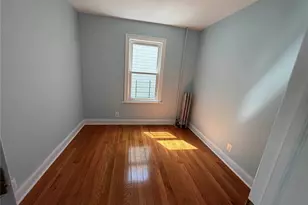 90-55 178th St, Jamaica, NY 11432 - Photo 4