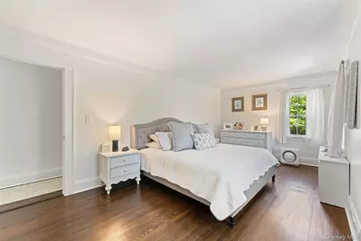 301 Bronxville Road, Bronxville, NY 10708 - Photo 12