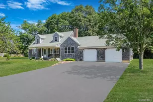 295 Willow Terrace Ln, Orient, NY 11957 - Photo 2