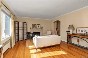 15 Purdue Rd, Glen Cove, NY 11542 - Photo 2