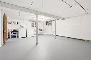 604 Logan Ave, Bronx, NY 10465 - Photo 42