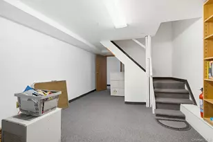 604 Logan Ave, Bronx, NY 10465 - Photo 38
