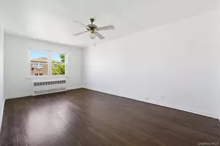 604 Logan Ave, Bronx, NY 10465 - Photo 22
