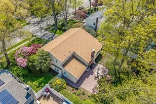 12 Kristi Ln, Lake Grove, NY 11755 - Photo 4