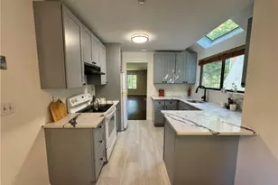 17 Rambling Brook Rd, Chappaqua, NY 10514 - Photo 6
