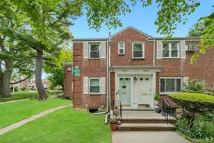261-72 Langstone Ave Ave, Glen Oaks, NY 11004 - Photo 2